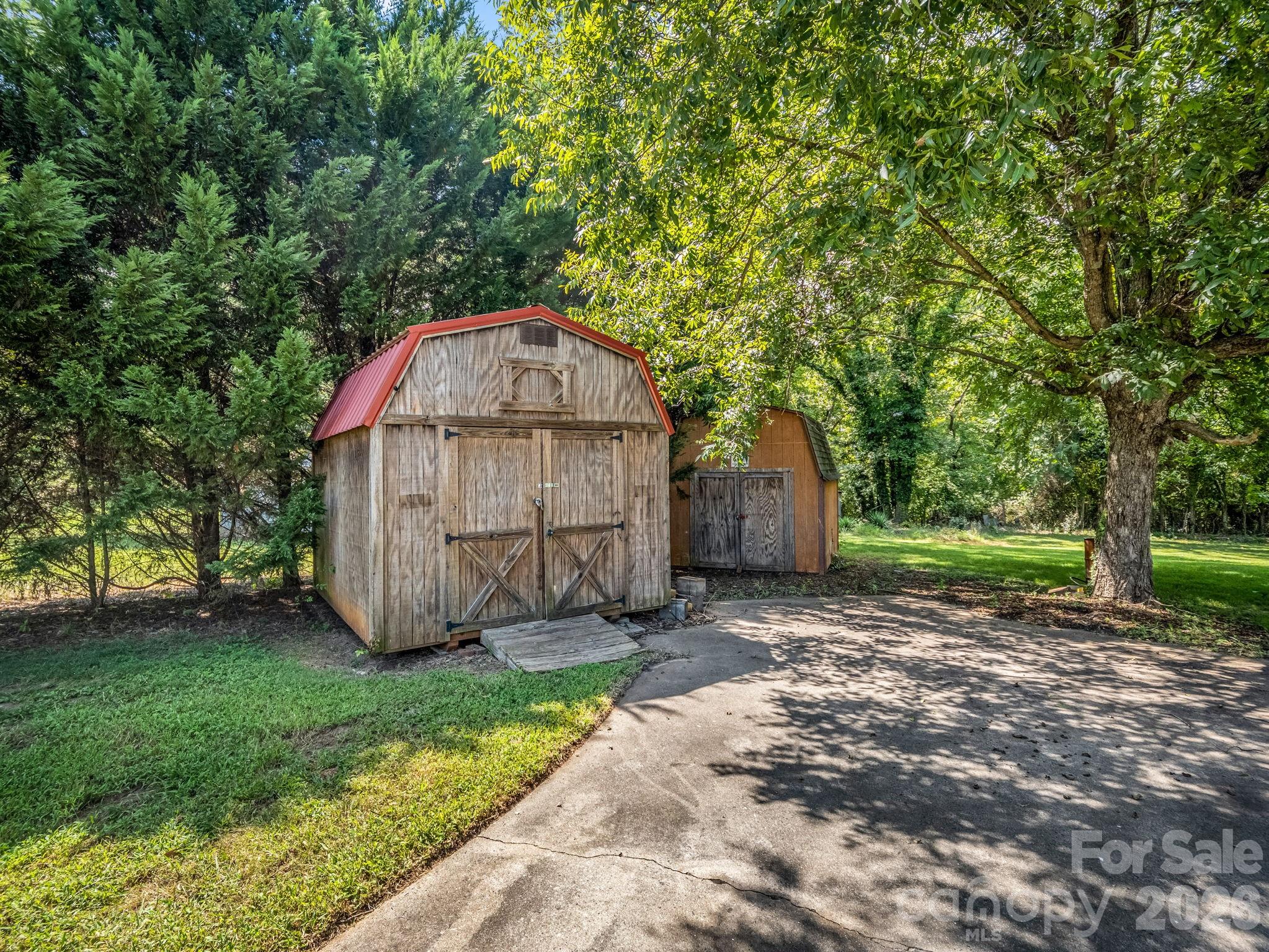 1315 Lithia Springs Road Property Photo 31