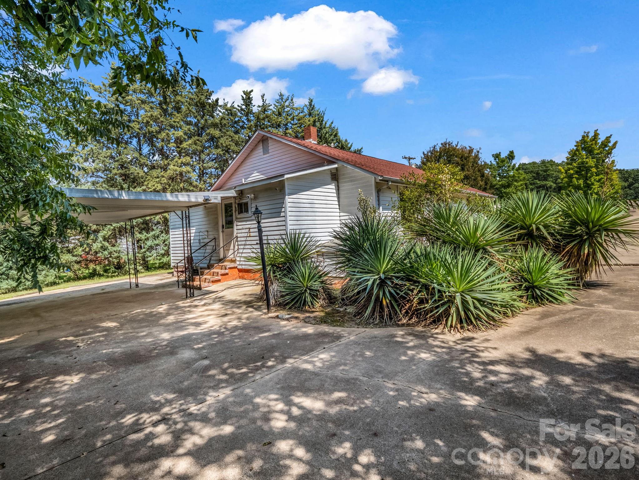 1315 Lithia Springs Road Property Photo 32