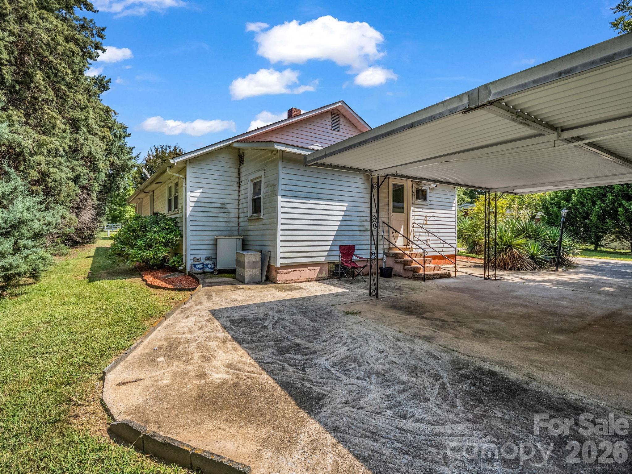 1315 Lithia Springs Road Property Photo 33