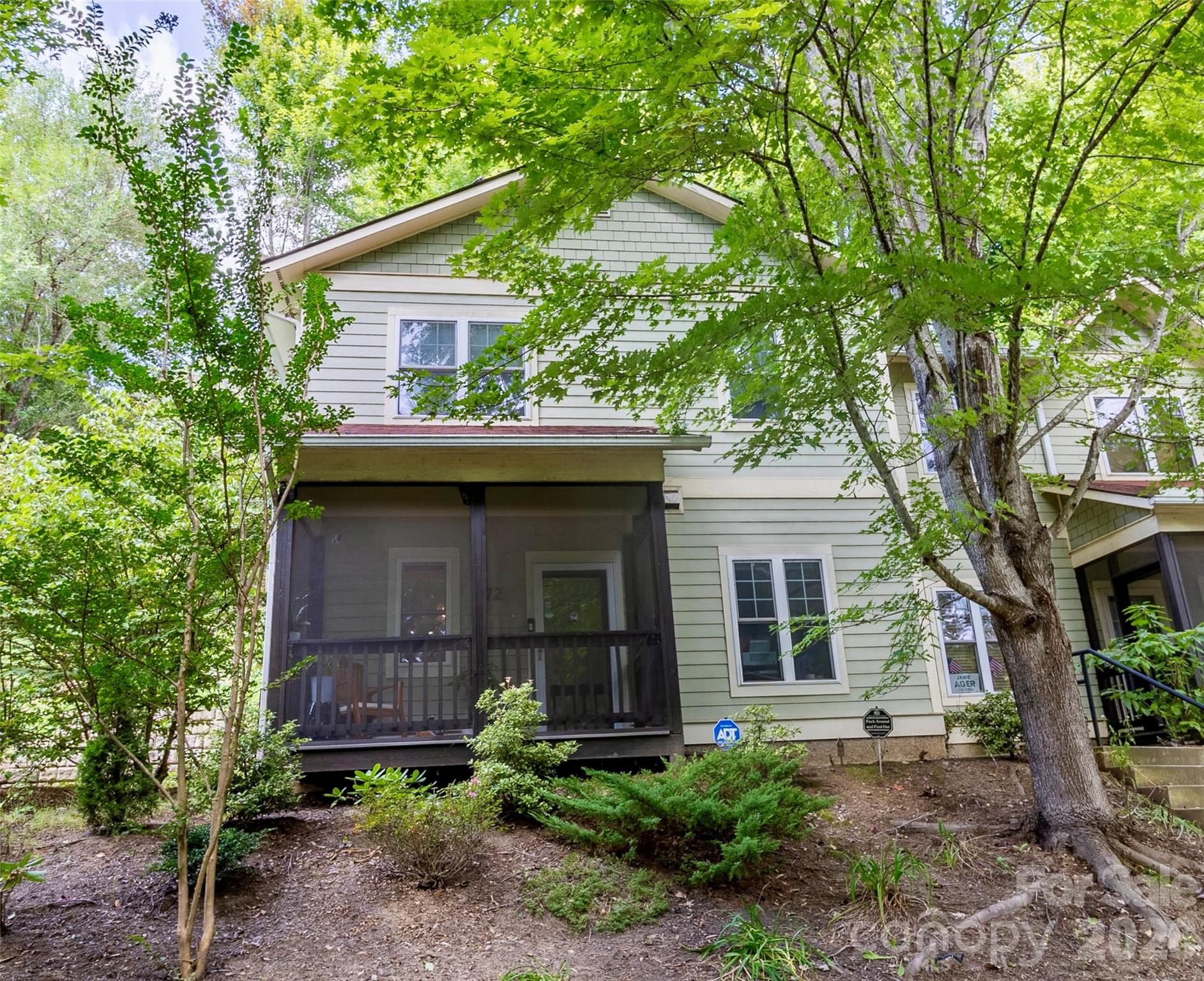 72 Owens Bell Lane Property Photo 1