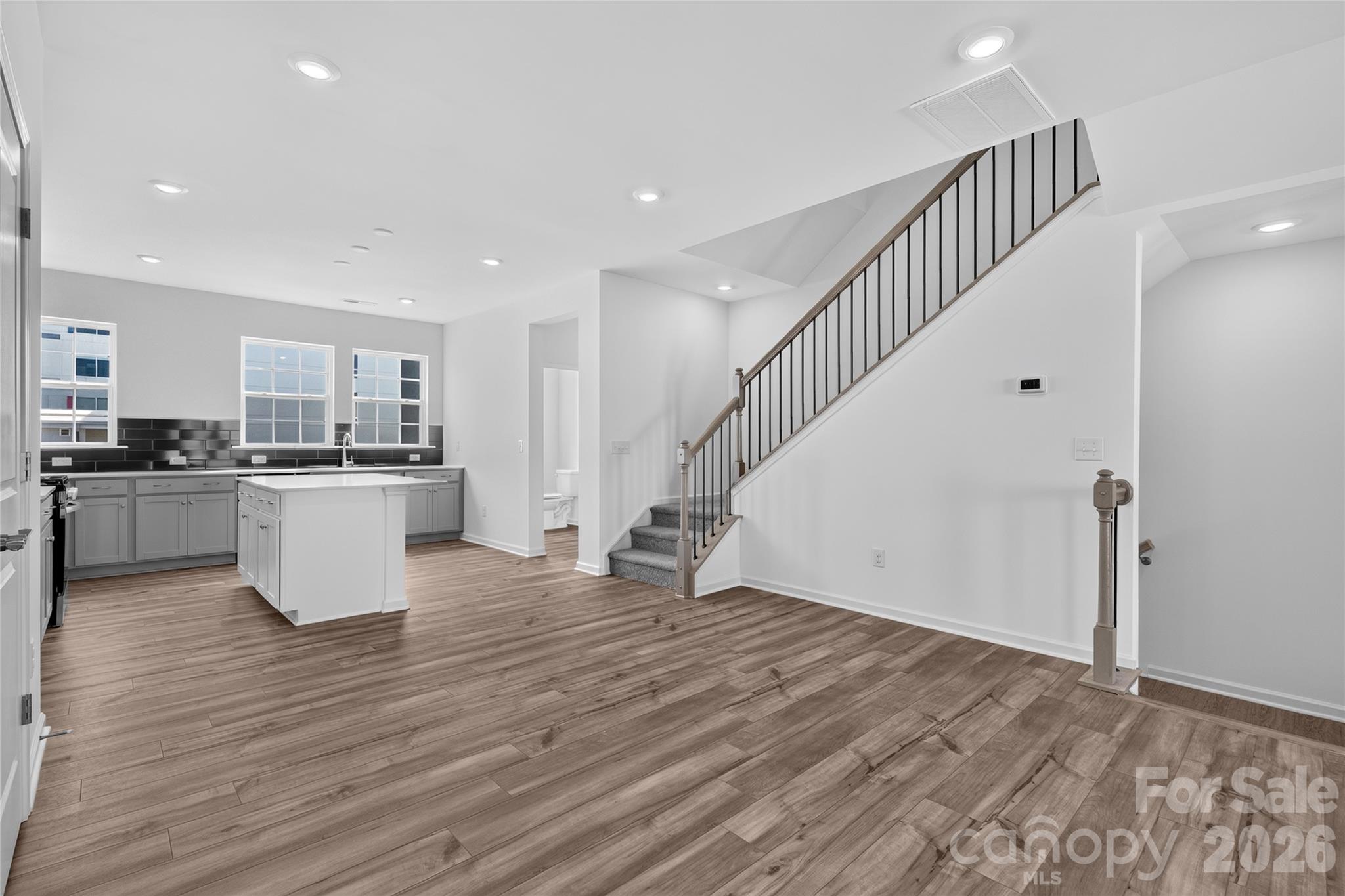102 Admani Way A Property Photo 9