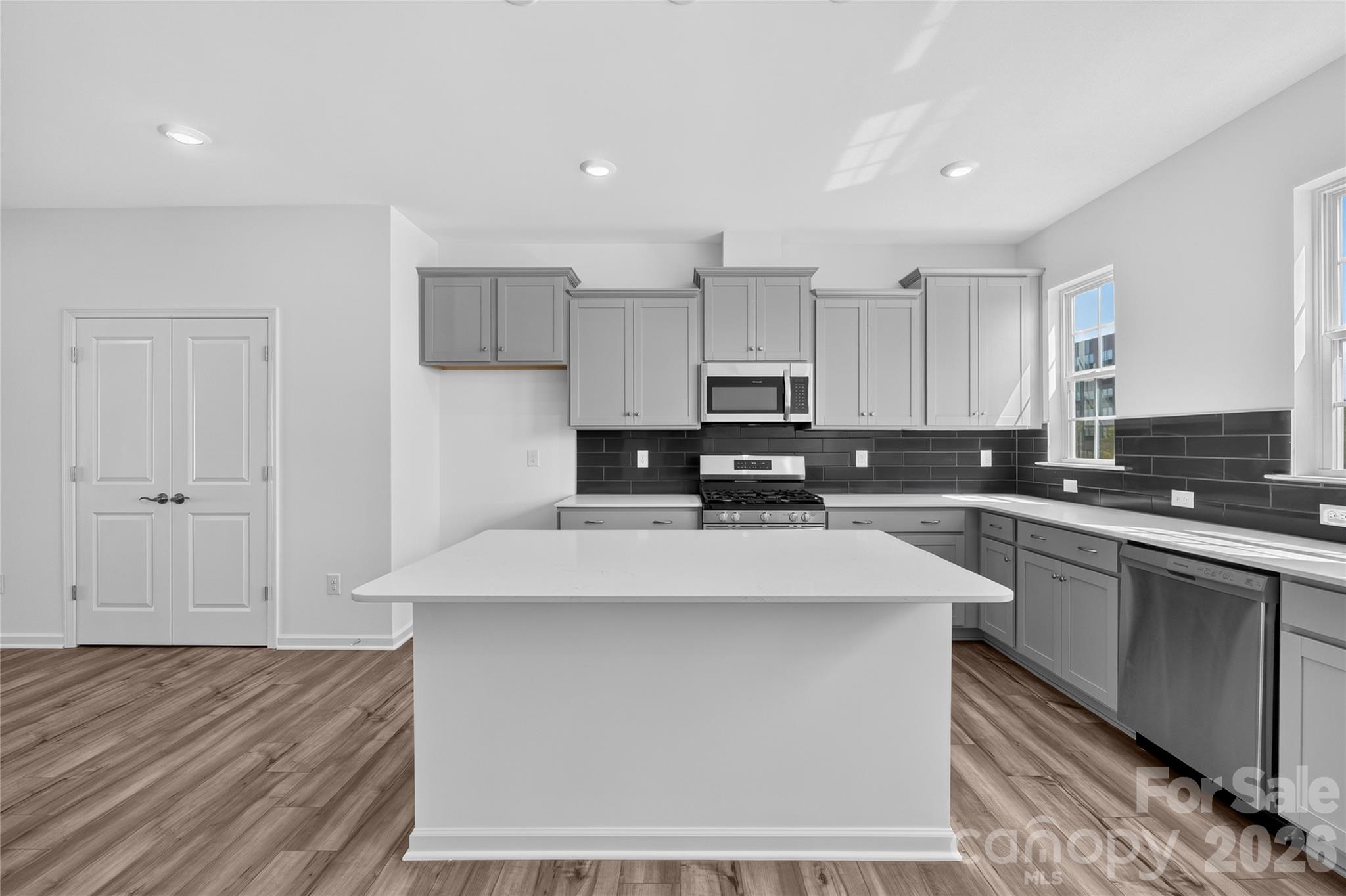 102 Admani Way A Property Photo 14