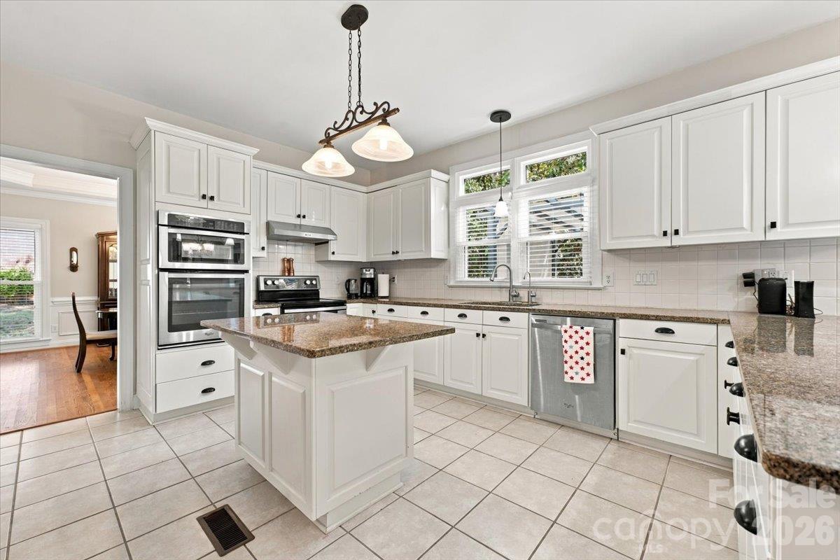 178 Cove Creek Loop Property Photo 10