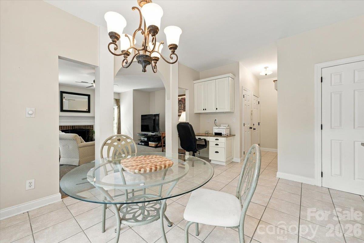 178 Cove Creek Loop Property Photo 12