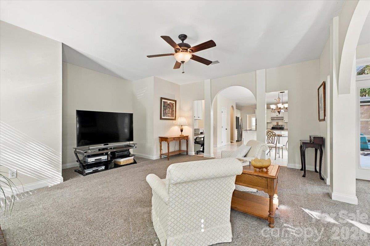 178 Cove Creek Loop Property Photo 16