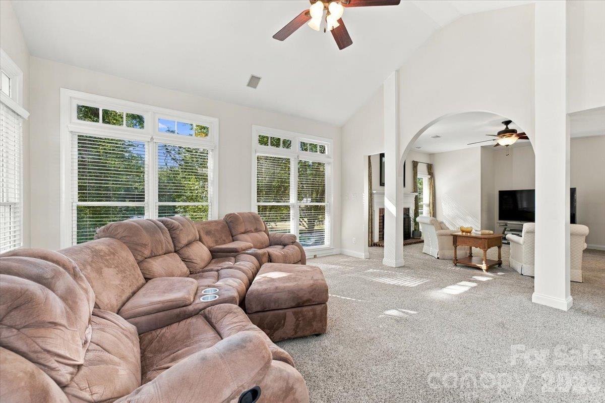178 Cove Creek Loop Property Photo 18