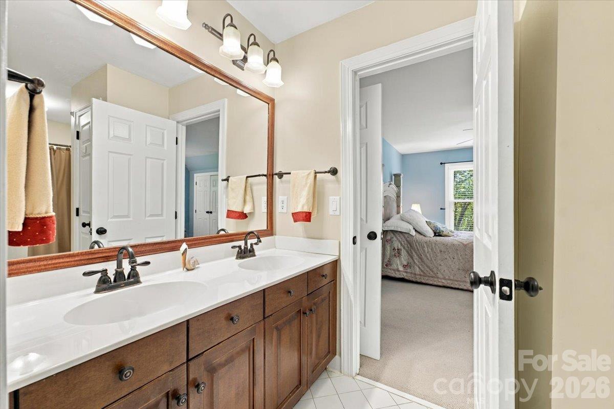 178 Cove Creek Loop Property Photo 29