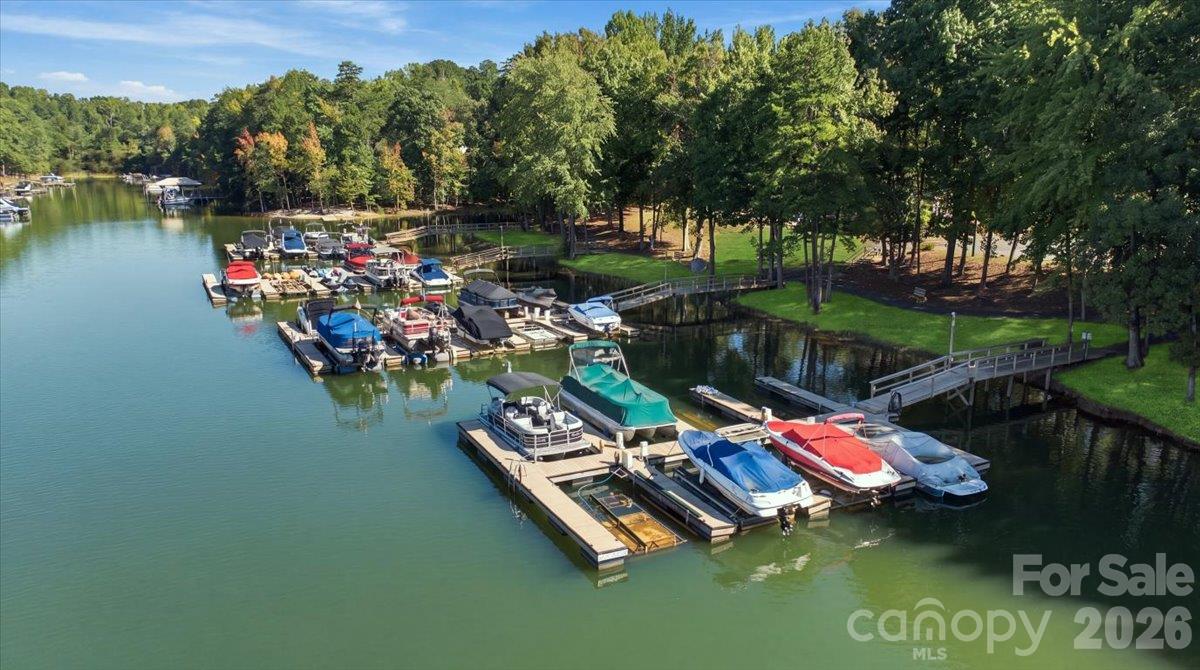 178 Cove Creek Loop Property Photo 47