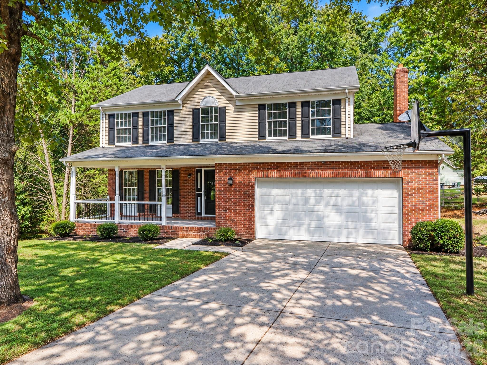 10740 Roxbury Court Property Photo 1
