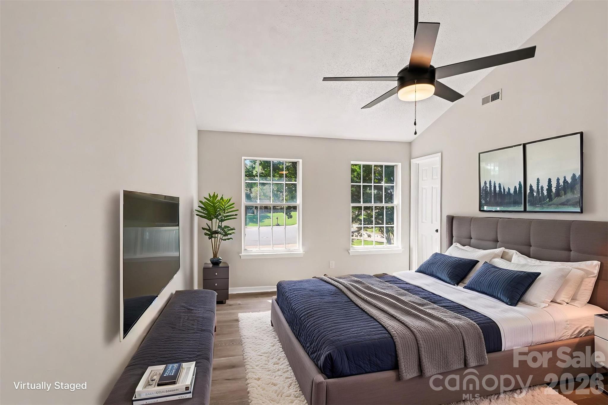 10740 Roxbury Court Property Photo 13