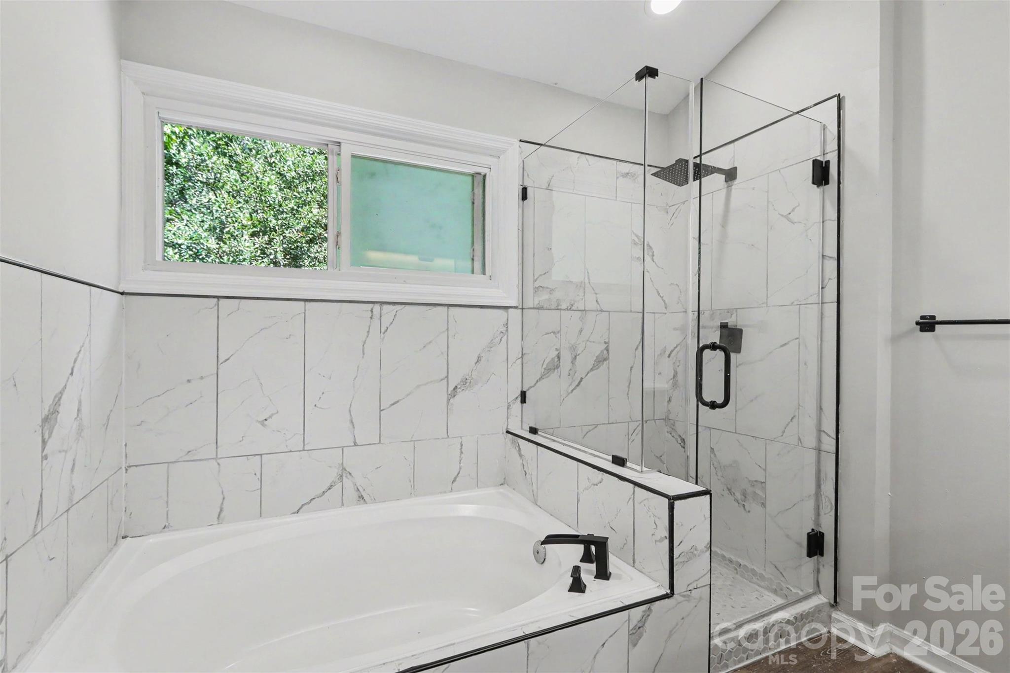 10740 Roxbury Court Property Photo 15