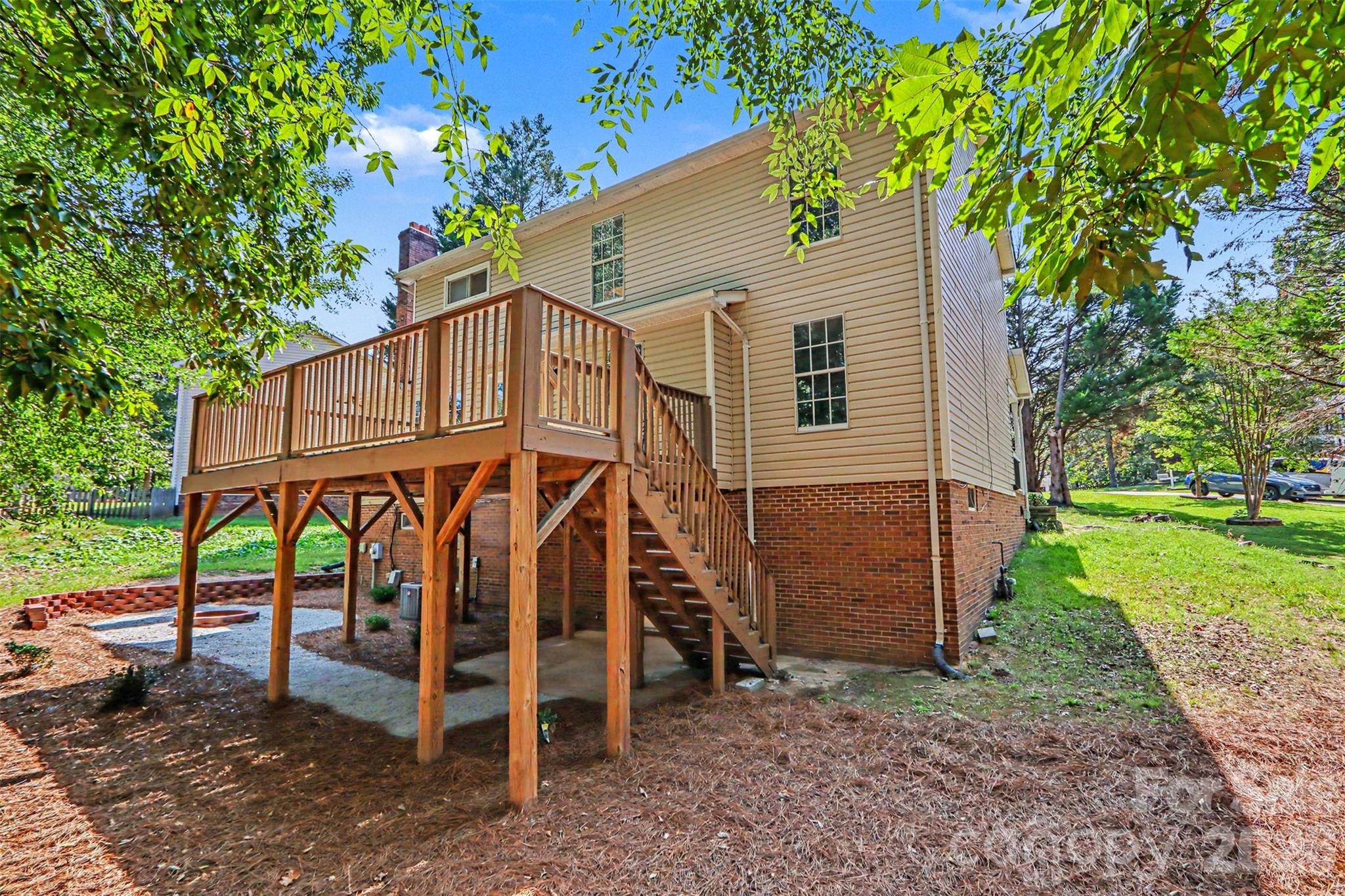 10740 Roxbury Court Property Photo 20