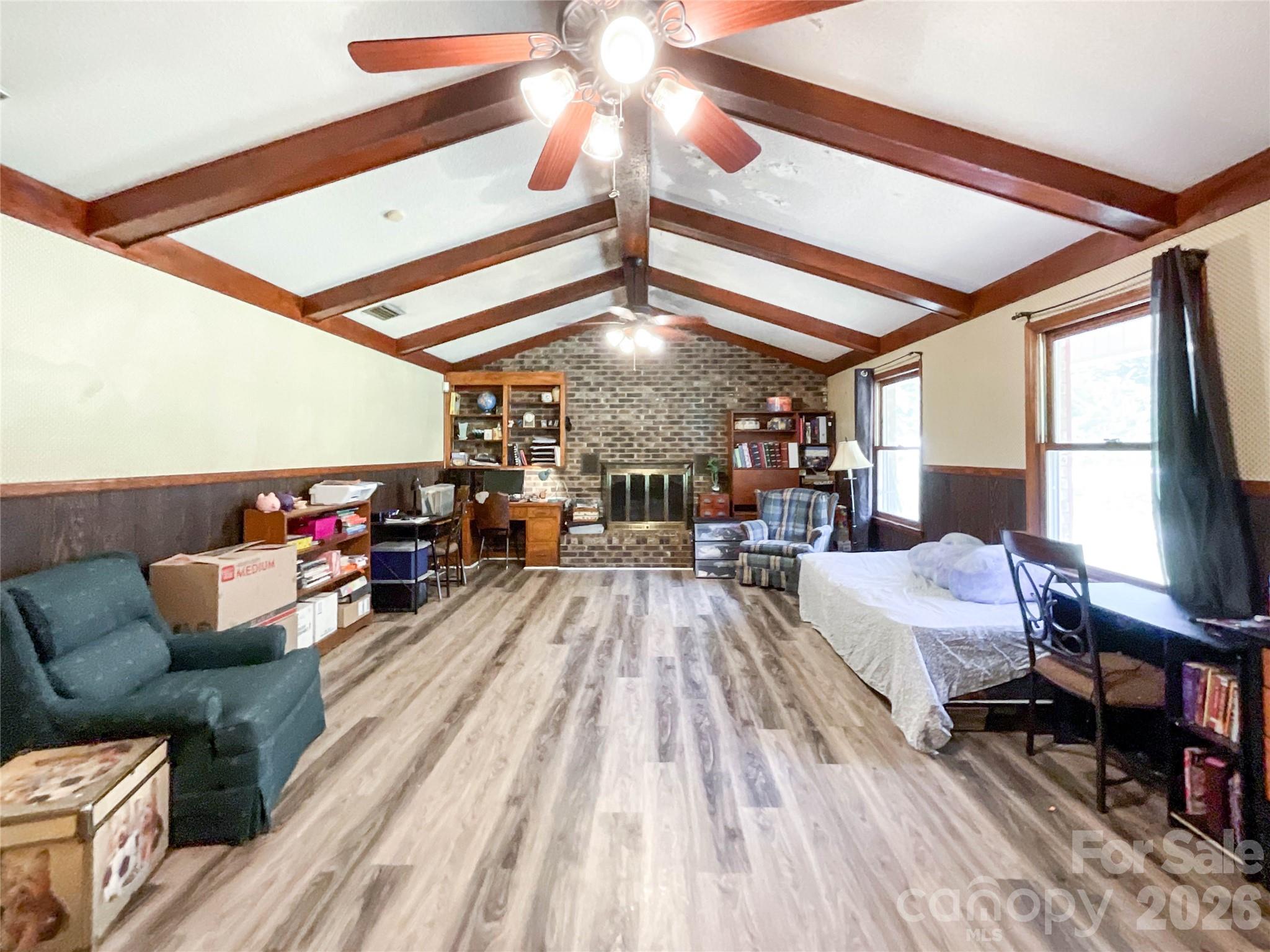 3304 Griffith Road Property Photo 8
