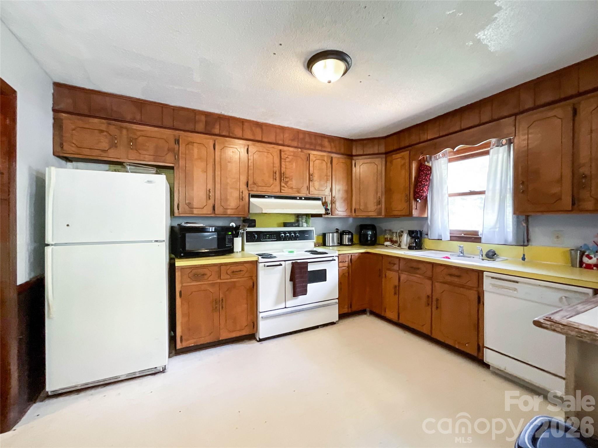 3304 Griffith Road Property Photo 12