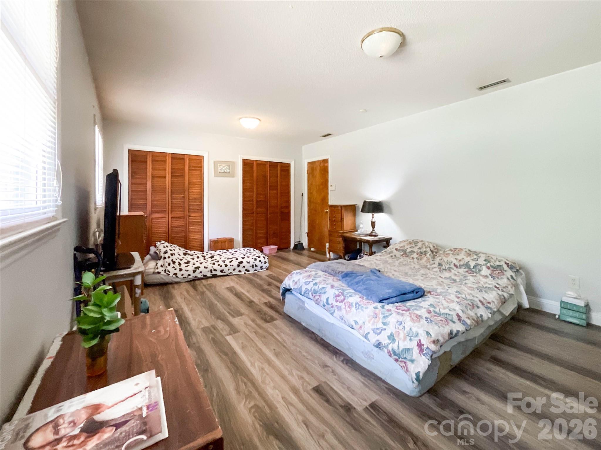 3304 Griffith Road Property Photo 16
