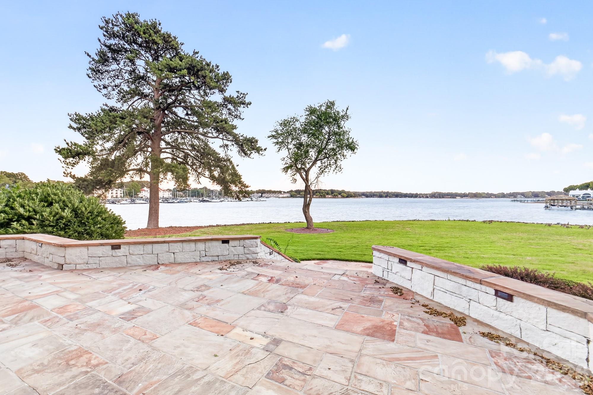 18212 & 18210 Pompano Place Property Photo 3
