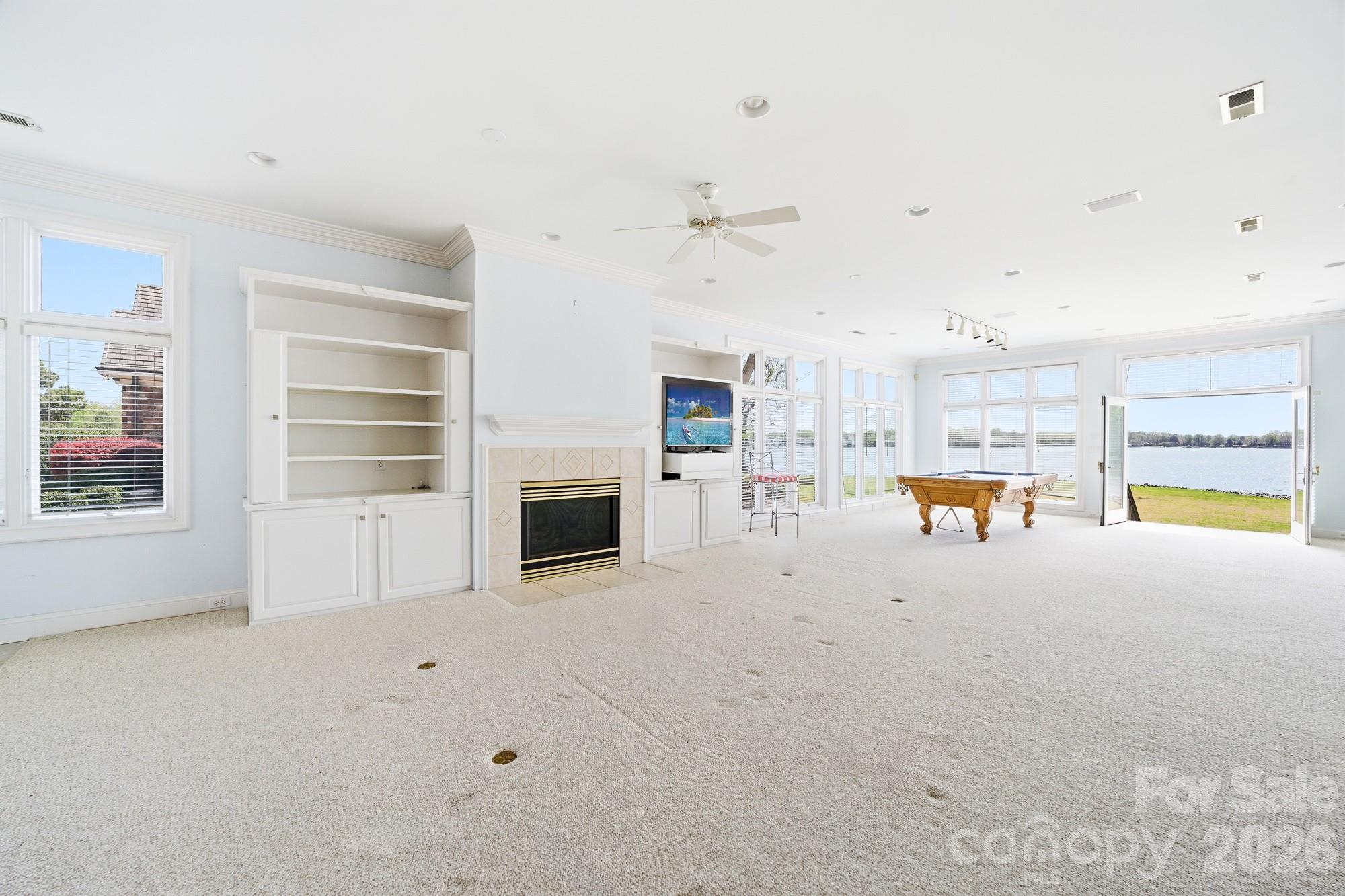 18212 & 18210 Pompano Place Property Photo 31
