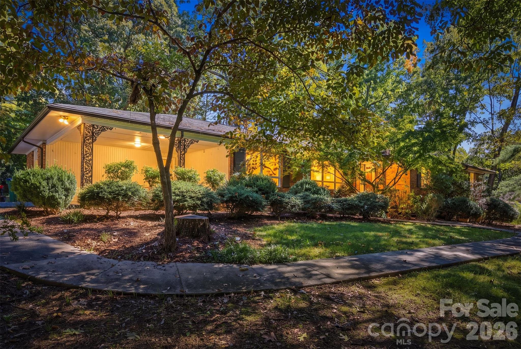 1211 Laurel Street Property Photo 1