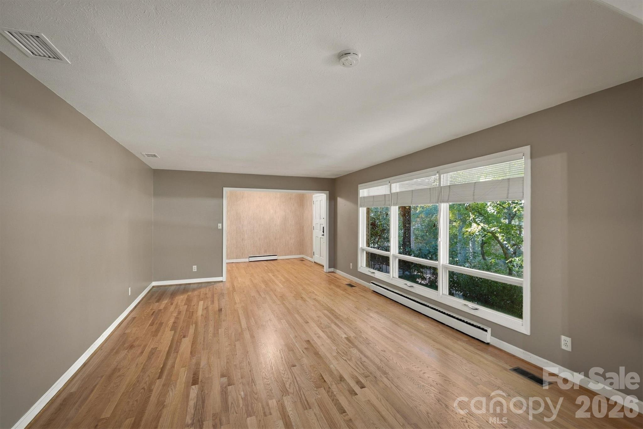 1211 Laurel Street Property Photo 5