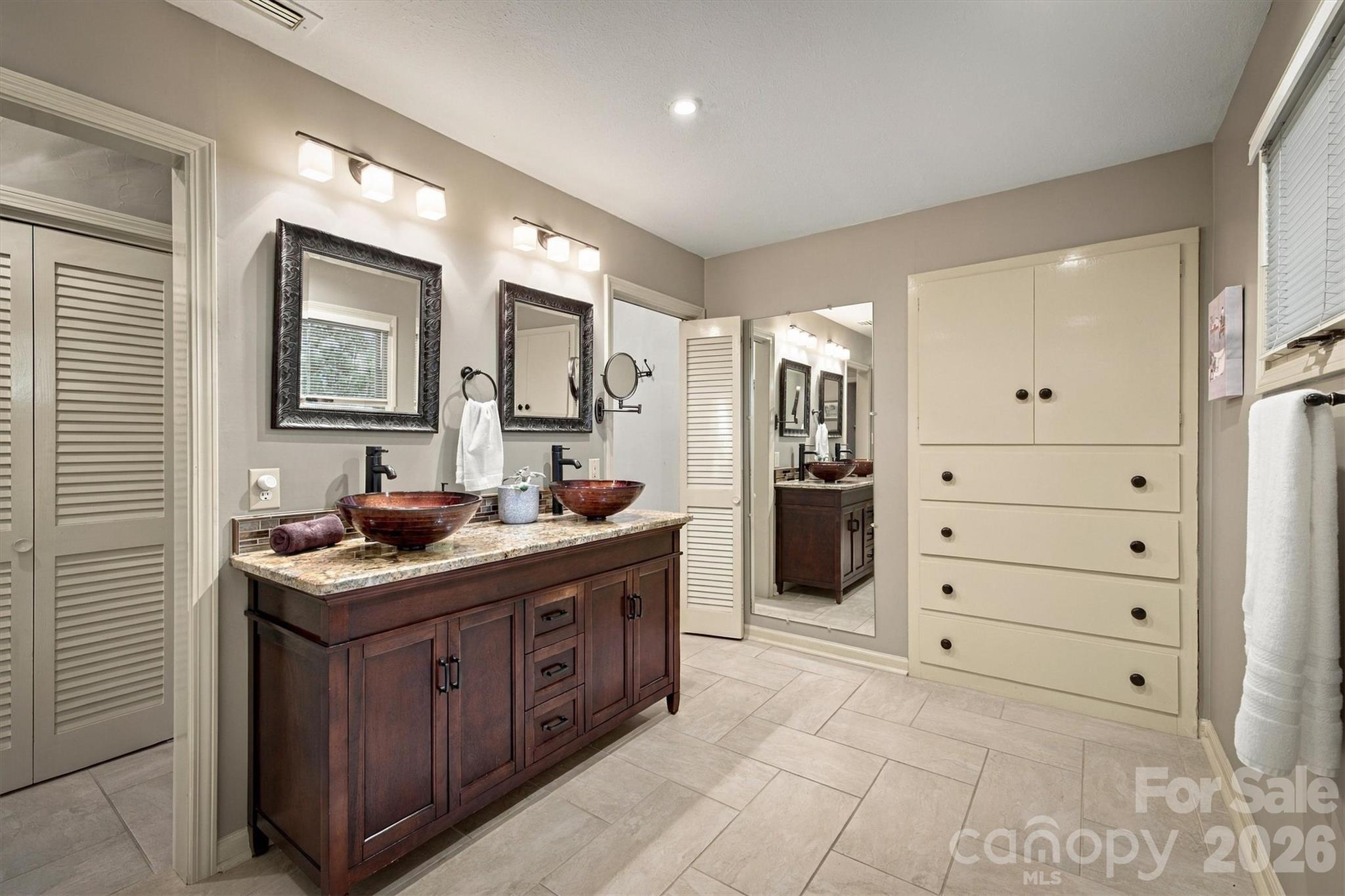 1211 Laurel Street Property Photo 23