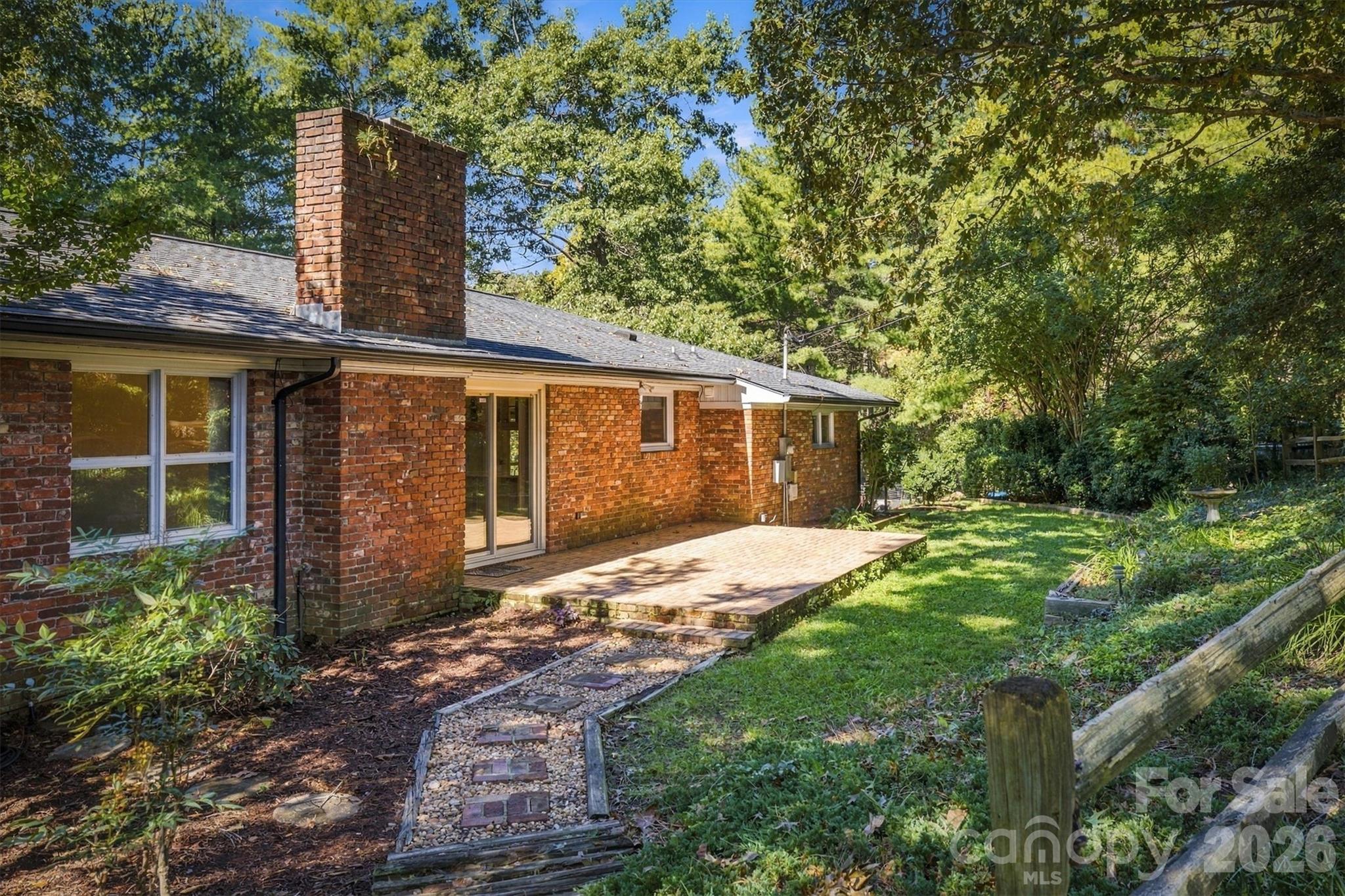 1211 Laurel Street Property Photo 35