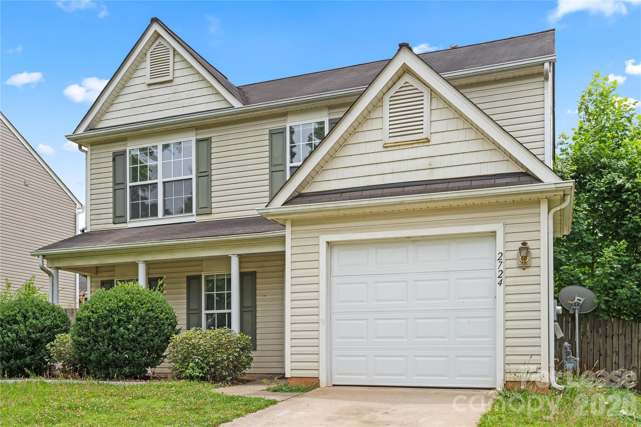 2724 Mulberry Pond Drive Property Photo 1