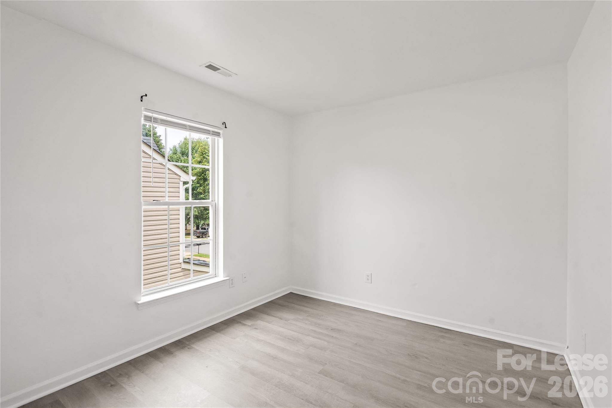 2724 Mulberry Pond Drive Property Photo 23
