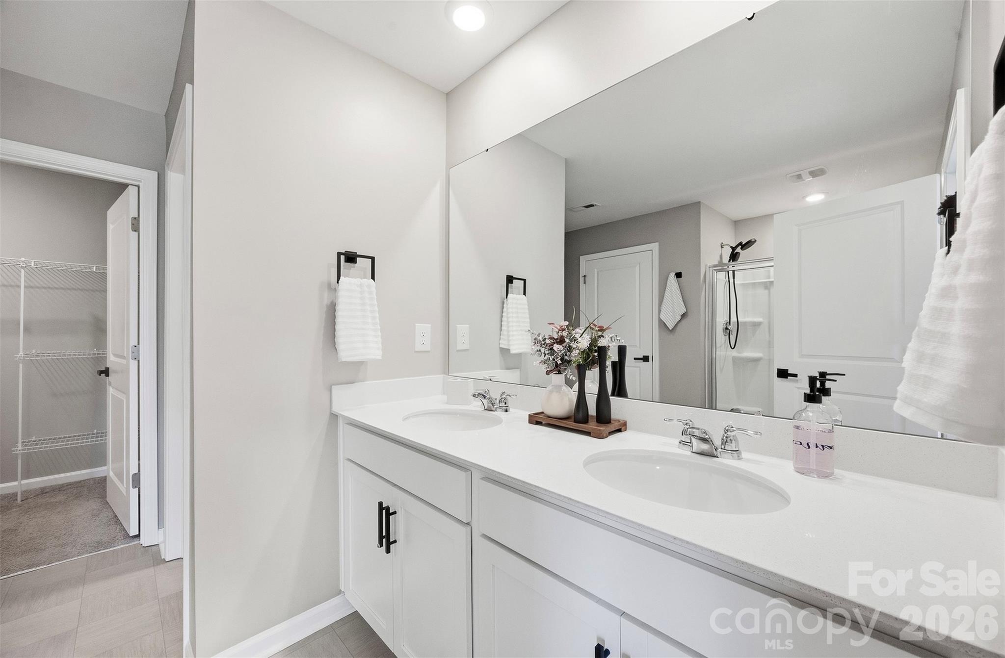 2137 Redstone Drive Property Photo 17