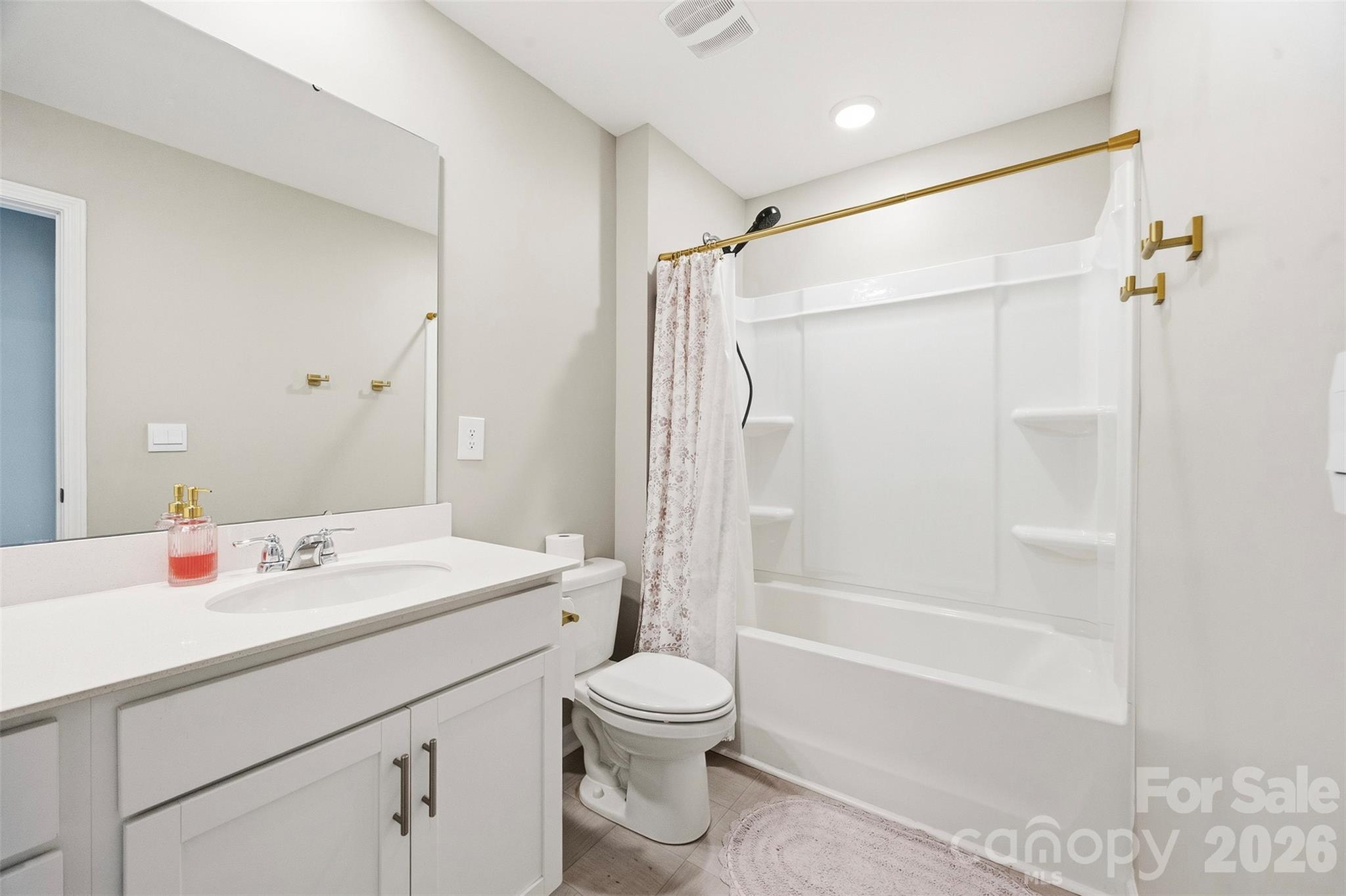2137 Redstone Drive Property Photo 28