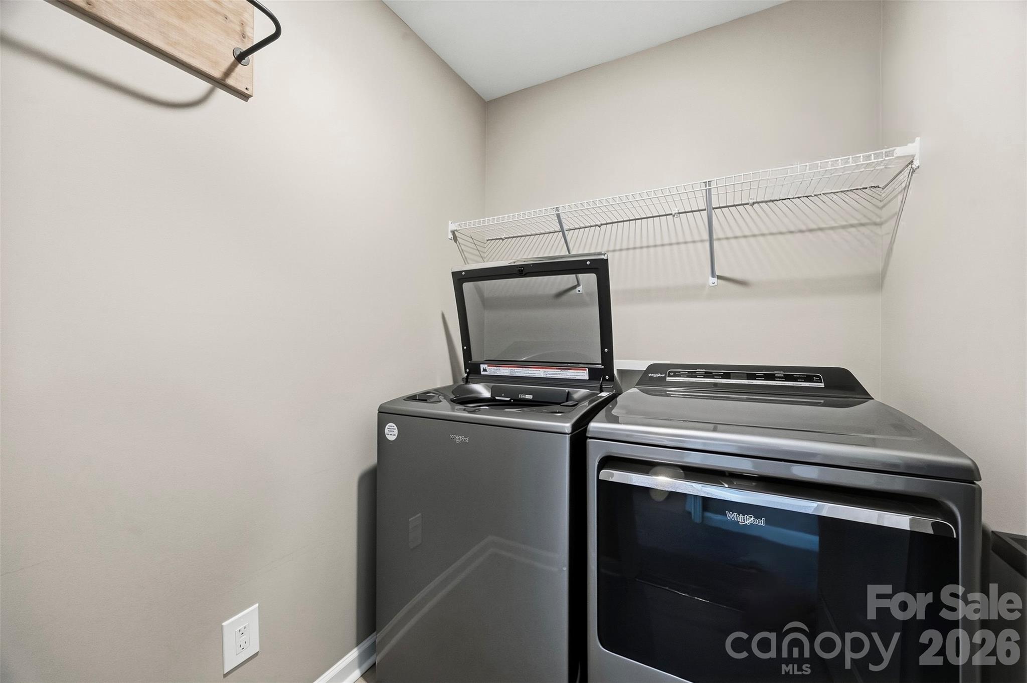 2137 Redstone Drive Property Photo 30