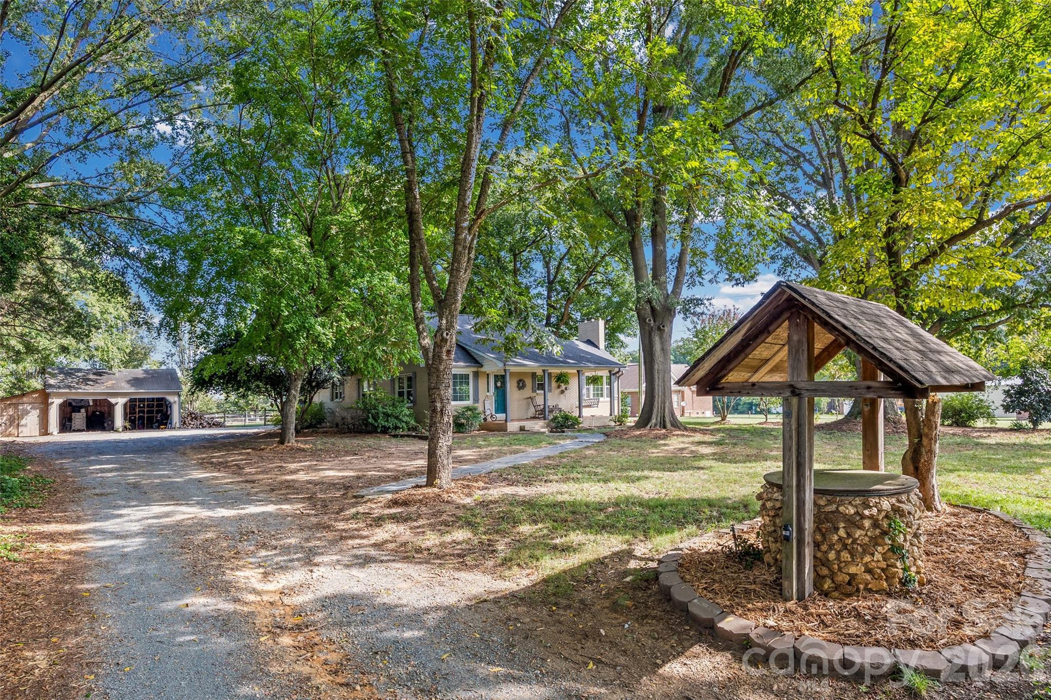 5517 E Highway 218 Highway Property Photo 22