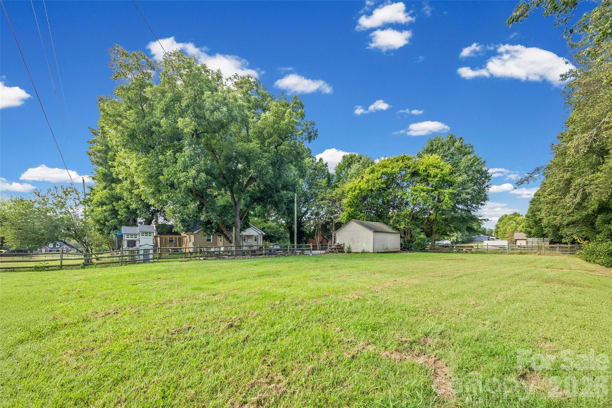 5517 E Highway 218 Highway Property Photo 26