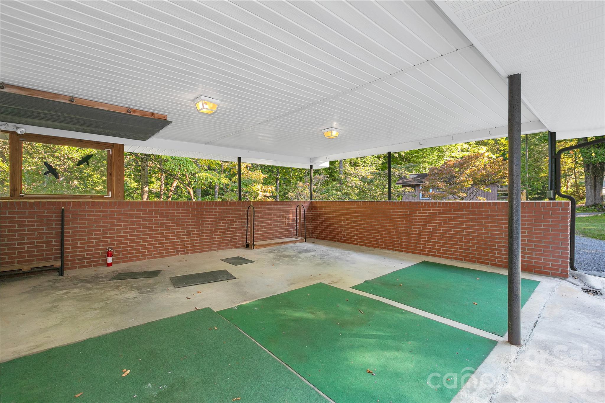 4392 Island Ford Road Property Photo 7