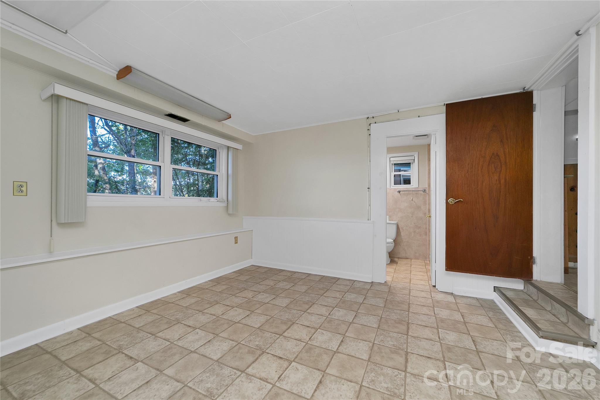 4392 Island Ford Road Property Photo 37