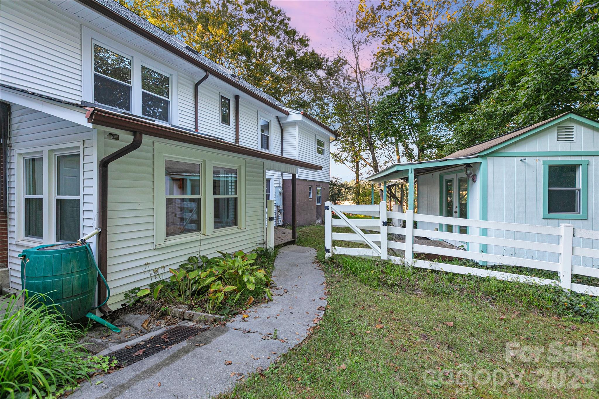 4392 Island Ford Road Property Photo 41