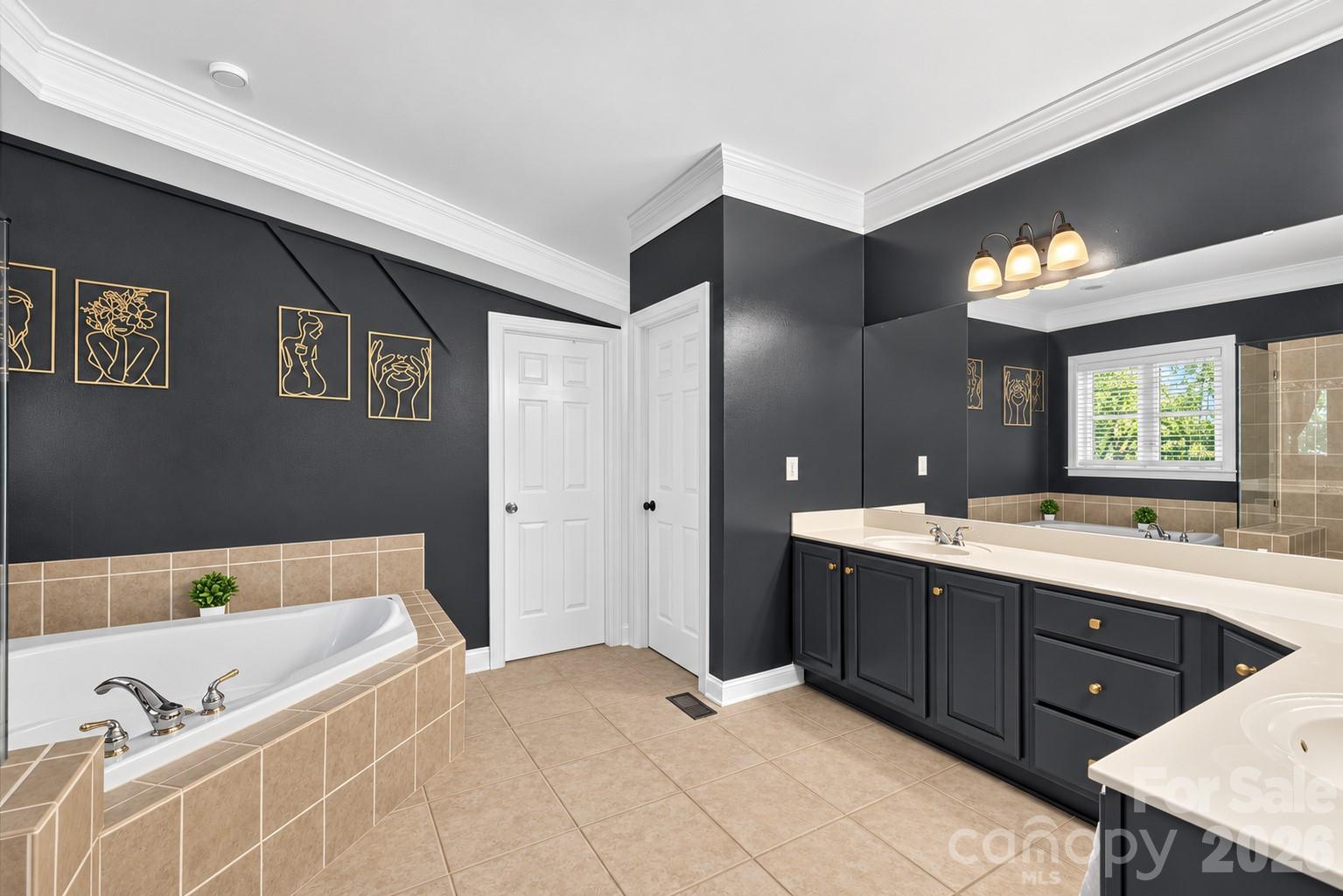 8506 Quellin Drive Property Photo 15