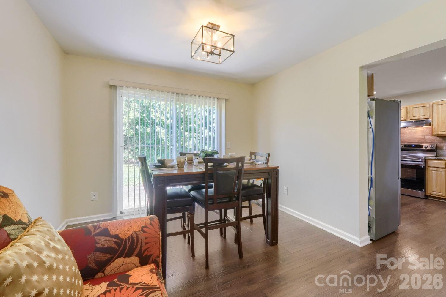 1605 Crandon Drive Property Photo 6