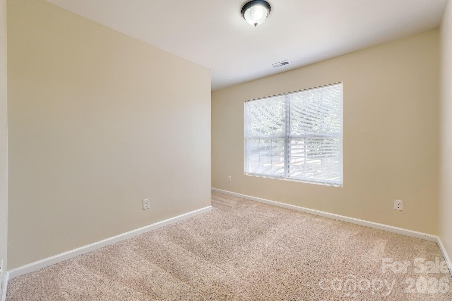 1605 Crandon Drive Property Photo 13