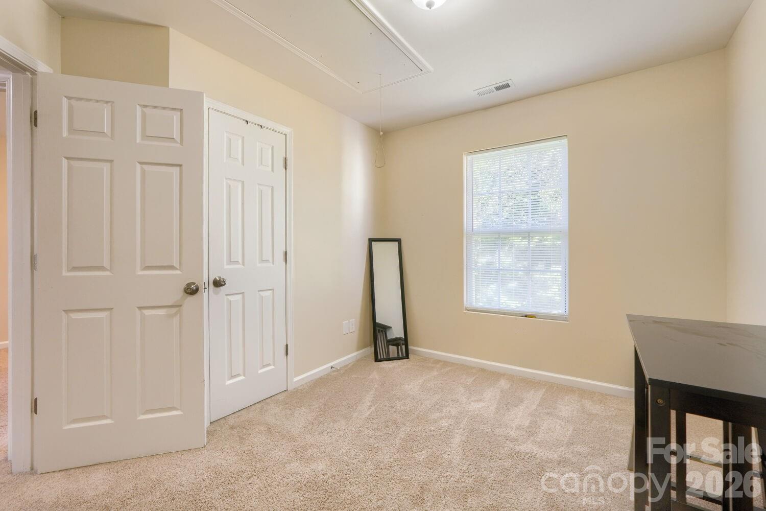 1605 Crandon Drive Property Photo 14