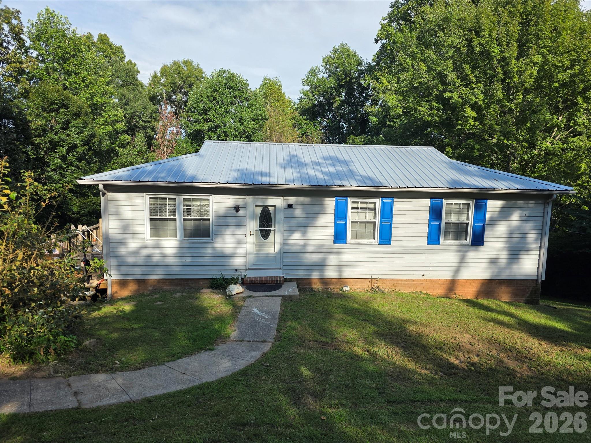 601 Hennessee Street Property Photo 1