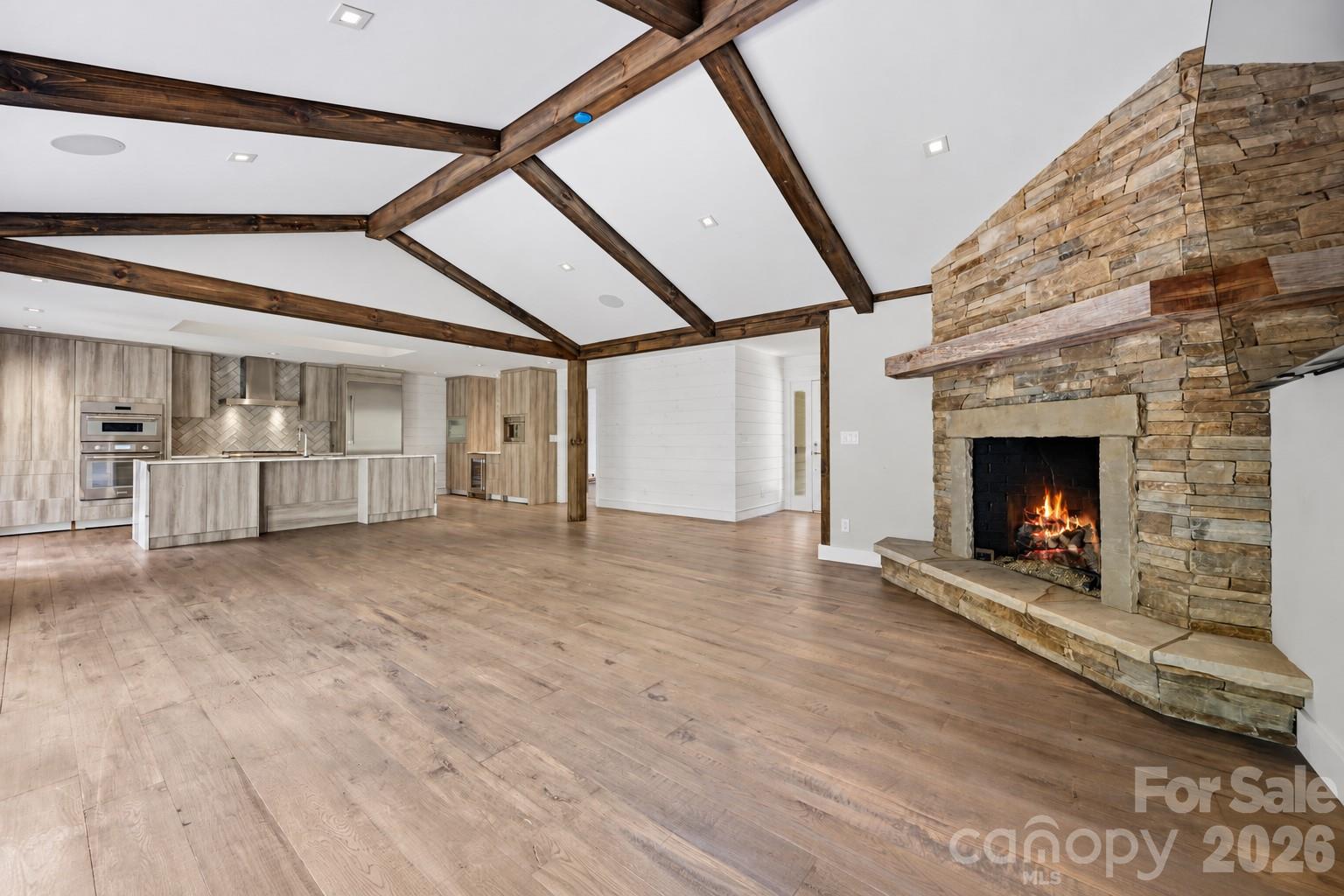 659 Clubhouse Drive D2 Property Photo 3
