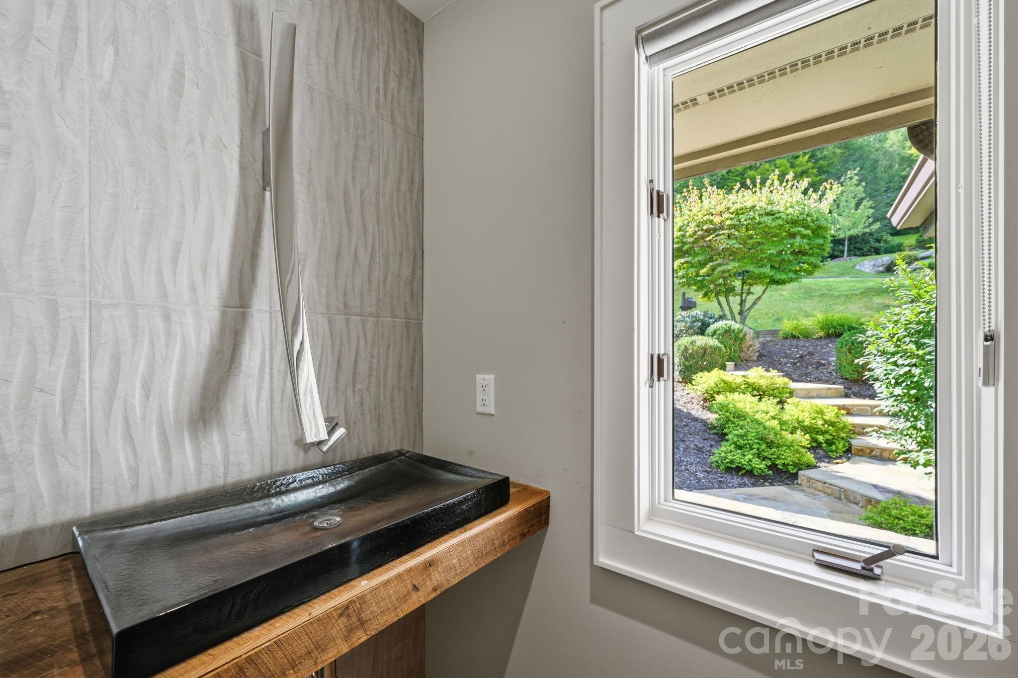 659 Clubhouse Drive D2 Property Photo 32