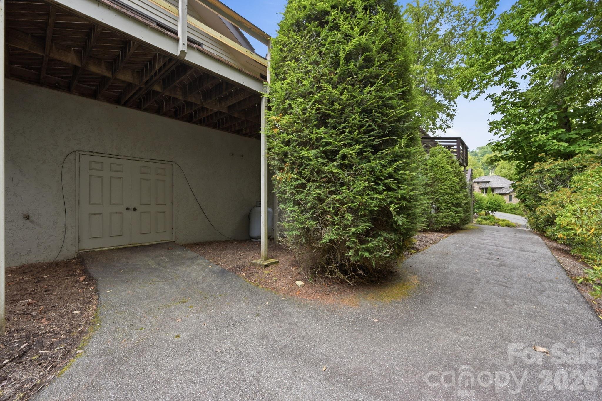 659 Clubhouse Drive D2 Property Photo 38