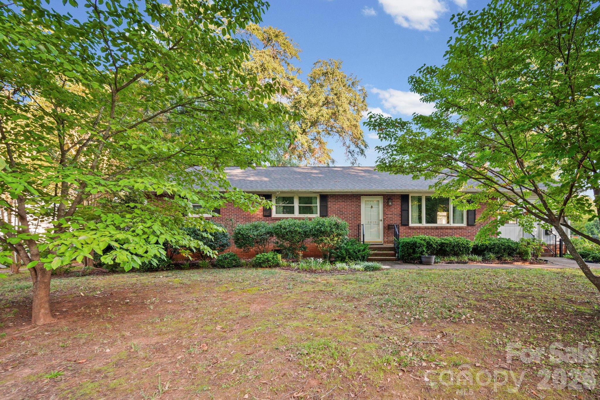 2019 Carol Drive Property Photo 1