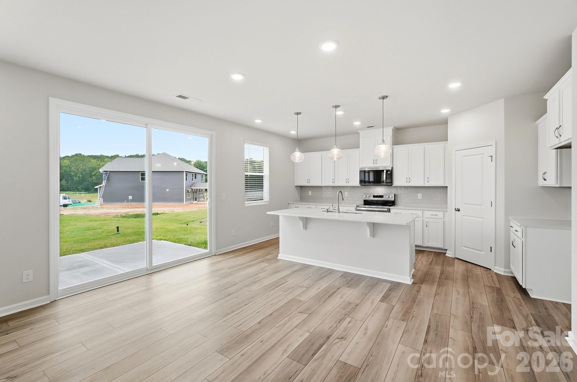 2701 Westmont Drive Property Photo 11
