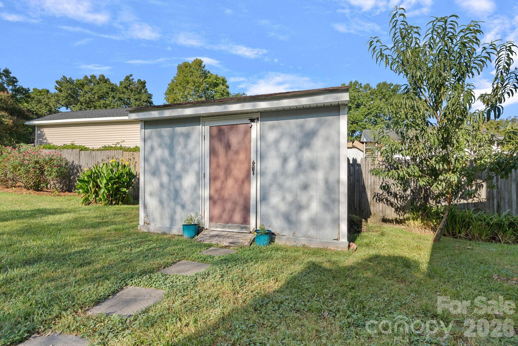 10327 Shady Rest Lane Property Photo 6