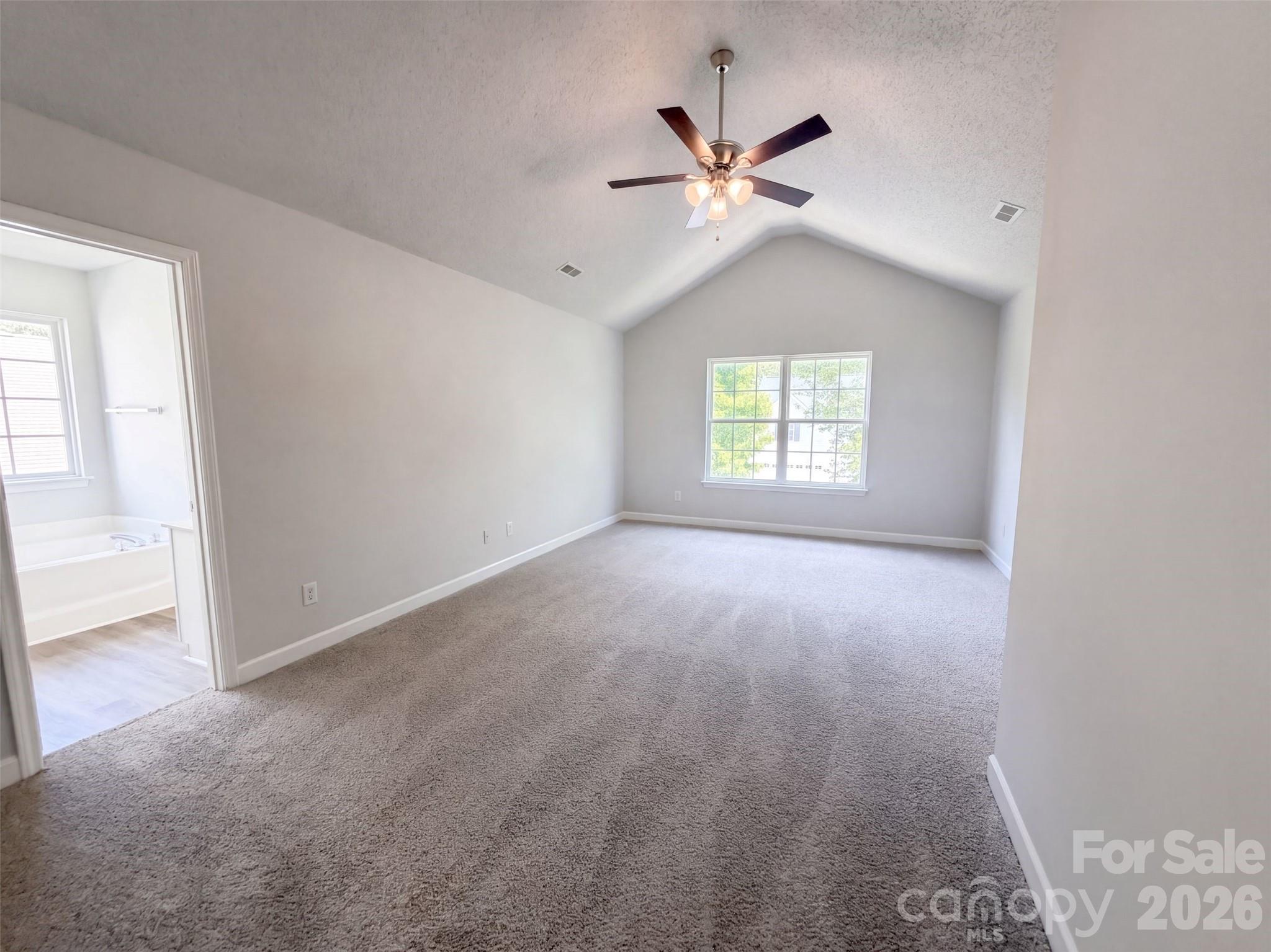 3978 Shasta Circle Property Photo 4