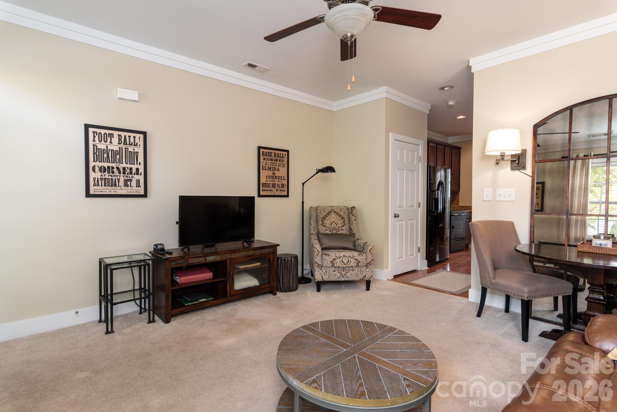 246 Harbour Place Drive Property Photo 6