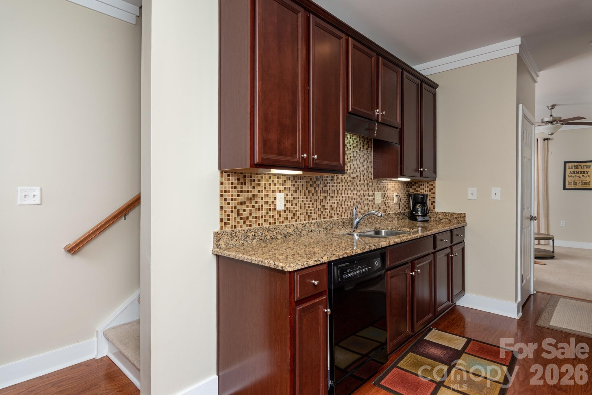 246 Harbour Place Drive Property Photo 9