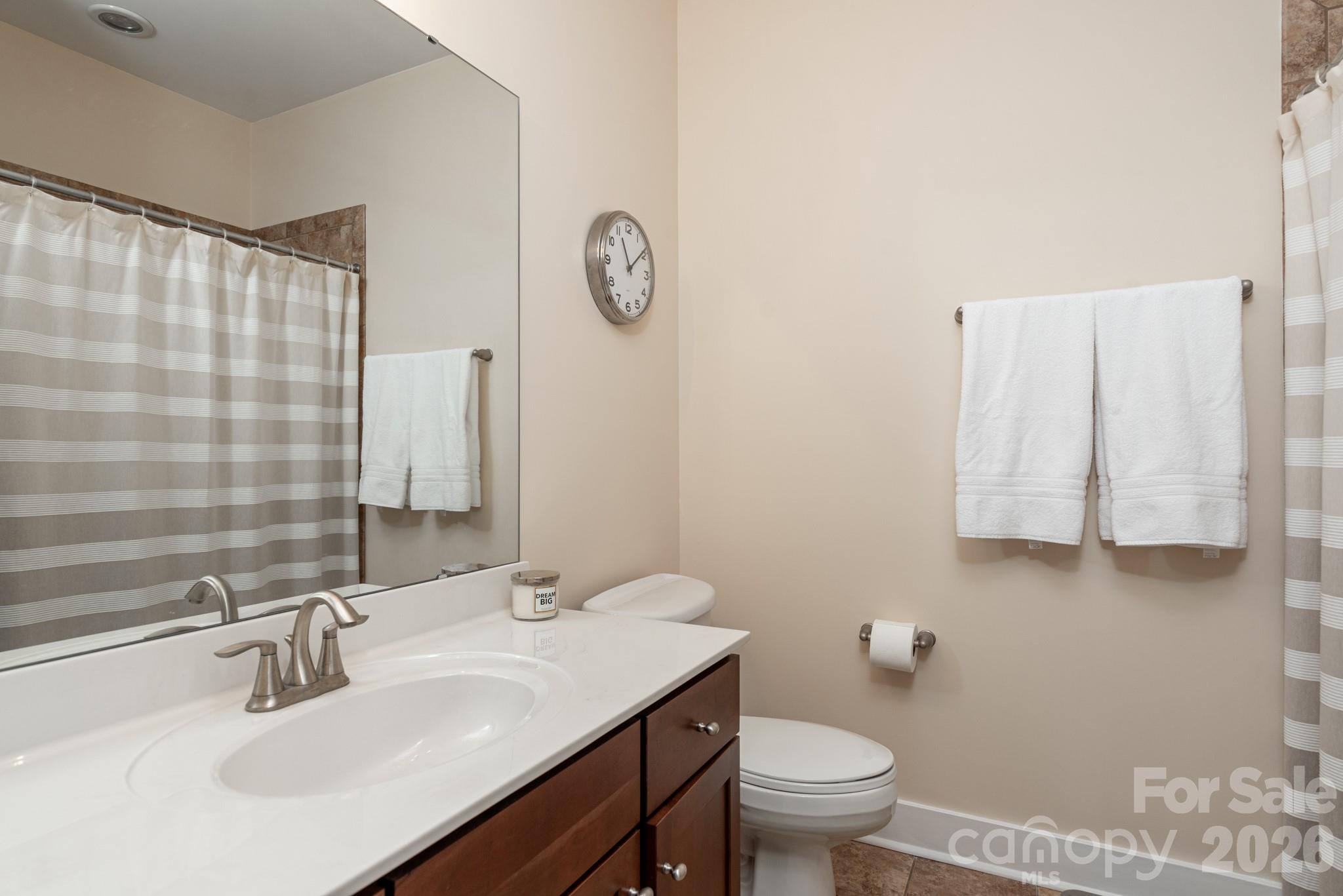 246 Harbour Place Drive Property Photo 14